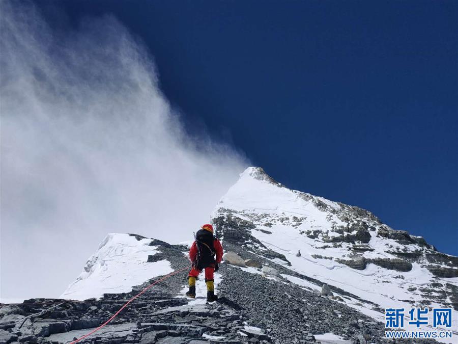 （2020珠峰高程測量）（3）修路隊打通至珠峰峰頂路線