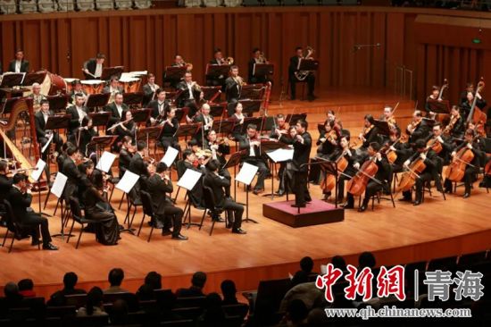 圖為青海大劇院新年音樂會演奏。圖由西寧市文化旅游廣電局提供