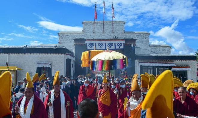 8月8日，全國政協(xié)常委、中國佛教協(xié)會副會長、中國佛協(xié)西藏分會會長班禪額爾德尼·確吉杰布從拉薩回到駐錫地扎什倫布寺。 <a target='_blank' ><p  align=