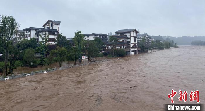 四川暴雨、山洪、地質(zhì)災害氣象風險預警齊發(fā)