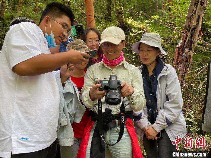 中國首批訪客進(jìn)入祁連山國家公園青海片區(qū)進(jìn)行生態(tài)體驗