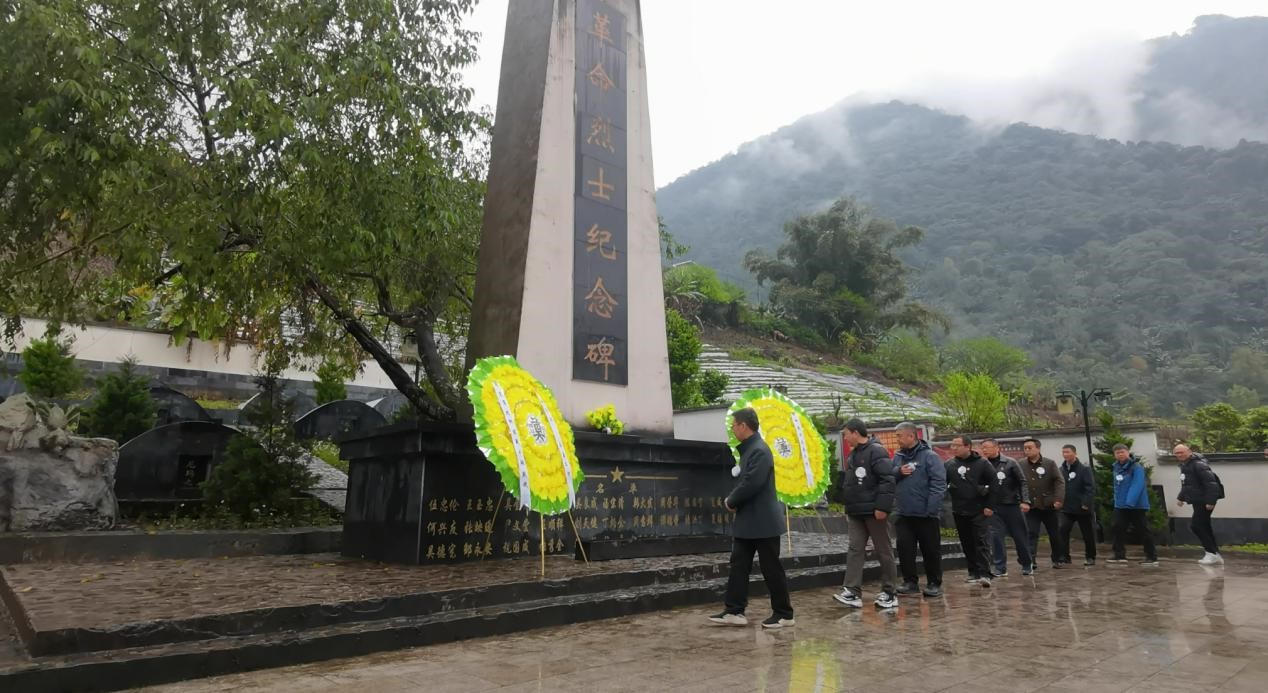 學(xué)黨史祭英烈強(qiáng)動力，扎實走好援藏路