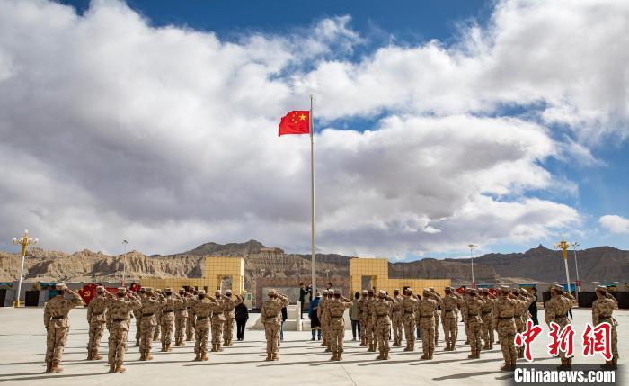 軍民共慶西藏百萬農(nóng)奴解放紀(jì)念日